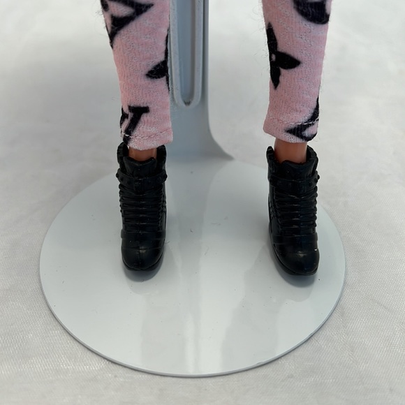 Mattel Couture Barbie 1966 - Picture 5 of 10